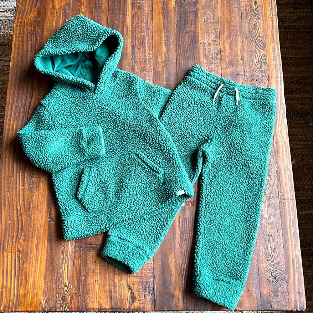 Baby Gap 5T Green Teddy Hoodie & Pants Set